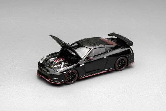 ☆予約品☆ MOTORHELIX 1/64 日産 GT-R NISMO (R35) スペシャル