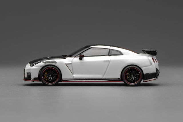 希少 NISSAN GT-R NISMO 2014 ホワイトパール 低 価格 通販ゲーム・おもちゃ・グッズ - 希少 NISSAN GT-R NISMO 2014