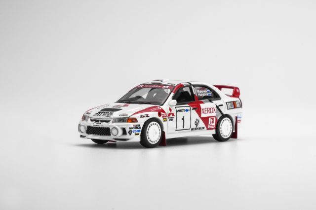 ☆予約品☆ MOTORHELIX 1/64 三菱 ランサー エボリューション IV GSR
