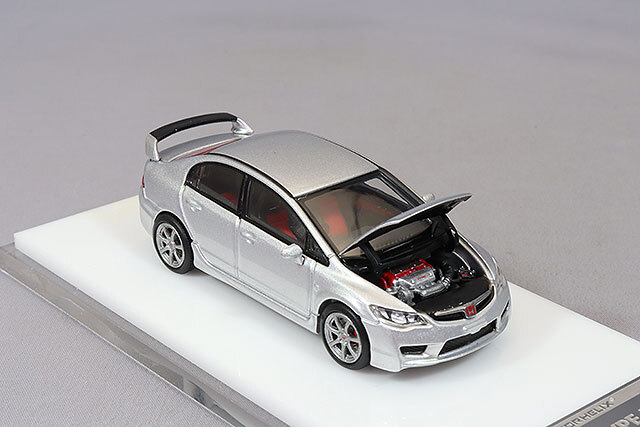 MOTORHELIX 1/64 ホンダ シビック Type R FD2 スーパープラチナ