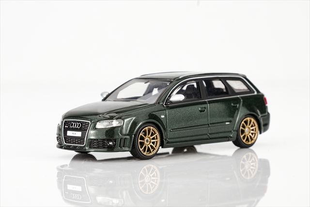 ☆予約品☆ MOTORHELIX 1/64 アウディ RS 4 (B7) 2005 ディープ