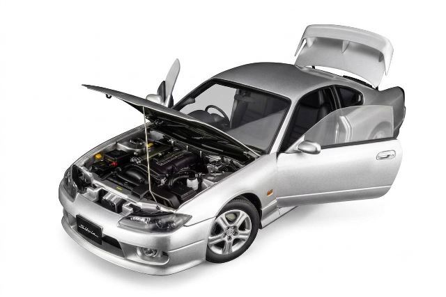 ☆予約品☆ モーターヘリックス 1/18 ニッサン シルビア S15 スペックR