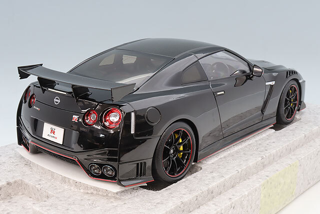 MOTORHELIX 1/18 日産 GT-R ニスモ (R35) スペシャルエディション 2022