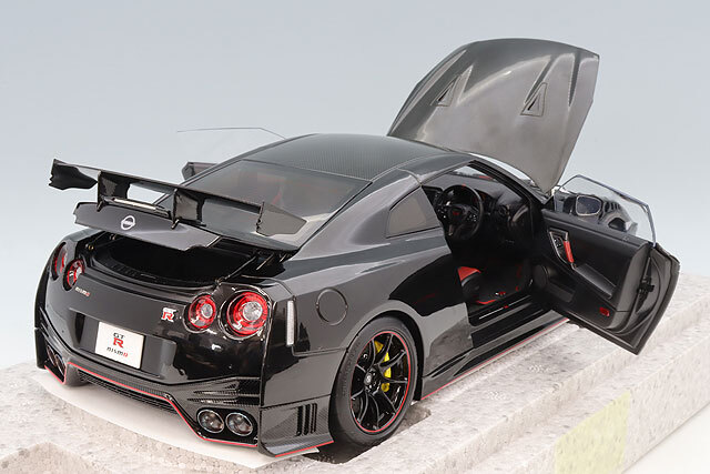 MOTORHELIX 1/18 日産 GT-R ニスモ (R35) スペシャルエディション 2022