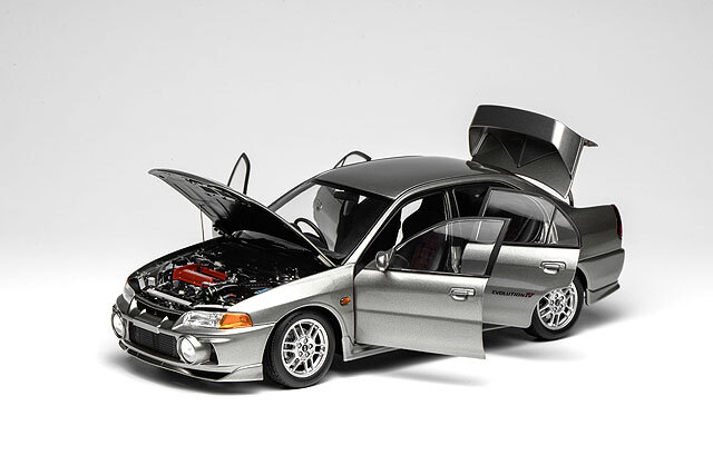 ポコ取り置き三菱 ランエボシルバー ランサーエボリューション・シルバー(銀)の中古車を探す
