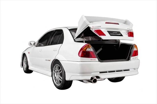 ☆予約品☆ MOTORHELIX 1/18 三菱 ランサー エボリューション V GSR