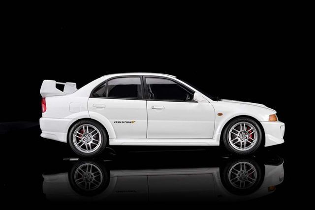 ☆予約品☆ MOTORHELIX 1/18 三菱 ランサー エボリューション V GSR