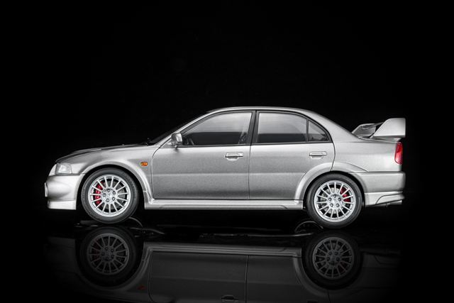 ☆予約品☆ MOTORHELIX 1/18 三菱 ランサー エボリューション VI GSR