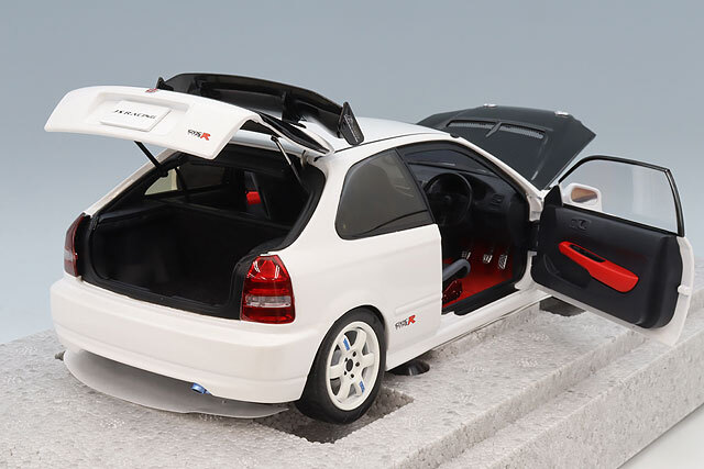 MOTORHELIX 1/18 ホンダ シビック タイプR (EK9) J's Racing Livery