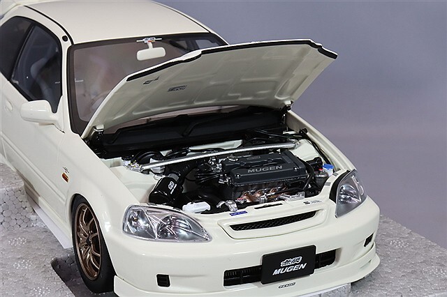 MOTORHELIX 1/18 ホンダ シビック タイプR (EK9) 無限