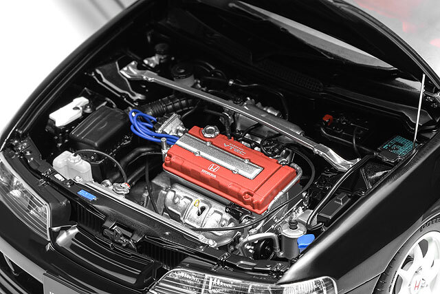 1/18 ホンダ インテグラ タイプR イグニッションモデル 1/18 ホンダ インテグラ DC2 タイプR