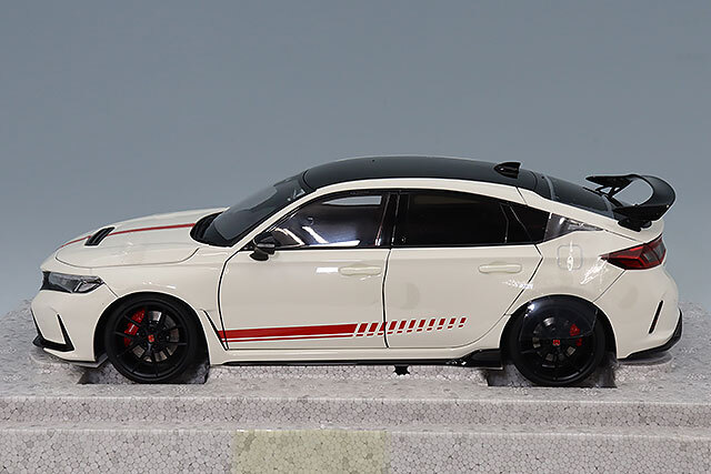 MOTORHELIX 1/18 ホンダ シビック タイプR (FL5) アルティメット