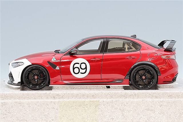 ☆予約品☆ MOTORHELIX 1/18 アルファロメオ ジュリア GTAm #69 レッド