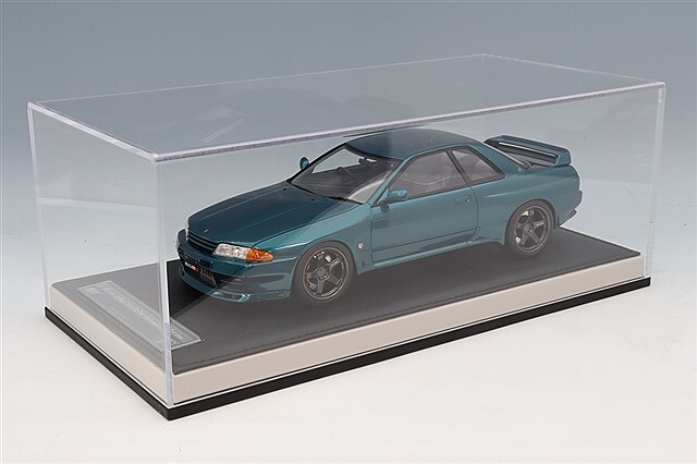 MOTORHELIX 1/18 日産 スカイライン GT-R (R32) カスタマイズド