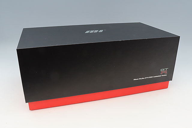 MOTORHELIX 1/18 日産 スカイライン GT-R (R32) カスタマイズ