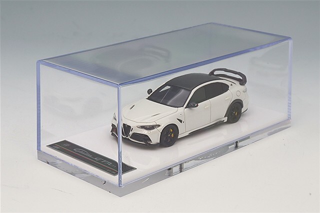 MOTORHELIX 1/64 アルファロメオ ジュリア GTAm トロフィーホワイト