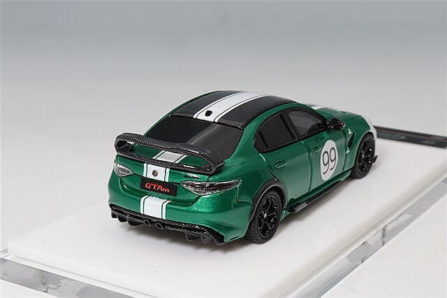 MOTORHELIX 1/64 アルファロメオ ジュリア GTAm ライブリーグリーン