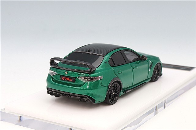 MOTORHELIX 1/64 アルファロメオ ジュリア GTAm モントリオール