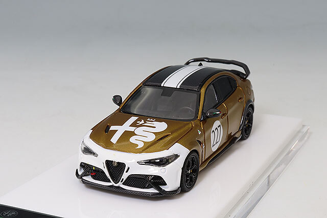 【訳あり品】MOTORHELIX 1/18 アルファロメオ ジュリア gta 訳あり品】MOTORHELIX 1/18 アルファロメオ ジュリア gta