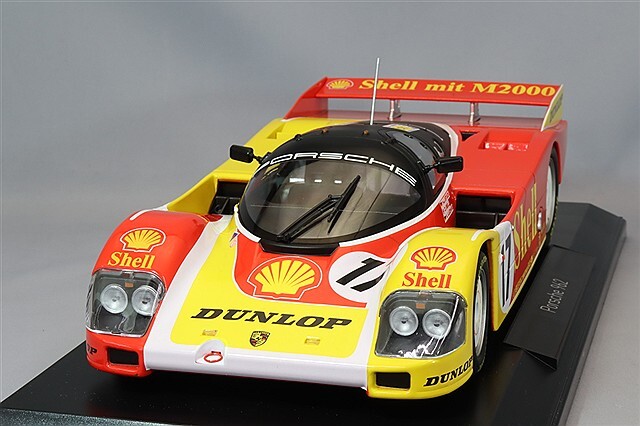 ユニバーサルホビー 1/18 ポルシェ PORSCHE 962C 1988ルマン 1/18 ポルシェ Porsche 962C 24h Le Mans 1988 #18【187414