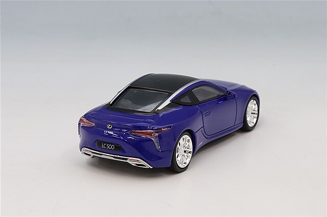 GCD x エンチェリー 1/64 レクサス LC500h ブルー (左ハンドル)