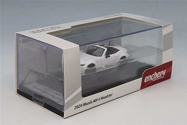 GCD x エンチェリー 1/64 マツダ MX-5 ロードスター ホワイト (左ハンドル)