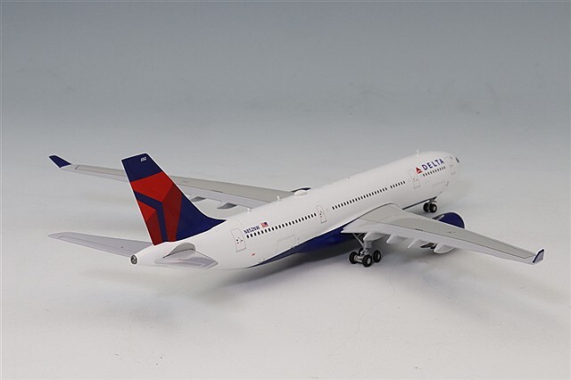 ジェミニジェッツ 1/400 エアバス A330-200 デルタ航空 N852NW