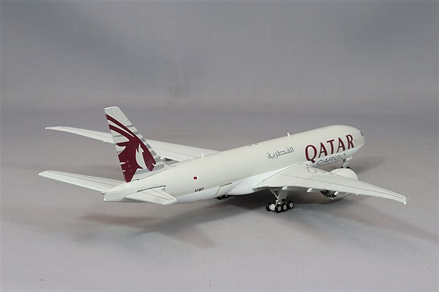 ジェミニジェッツ 1/400 ボーイング 777LRF カタール航空 A7-BFT 開閉