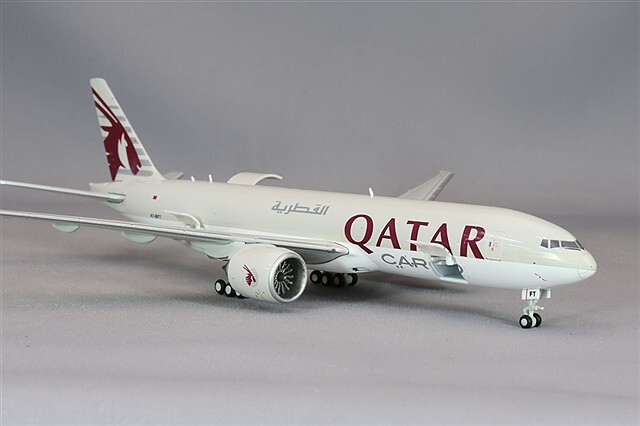 ジェミニジェッツ 1/400 ボーイング 777LRF カタール航空 A7-BFT