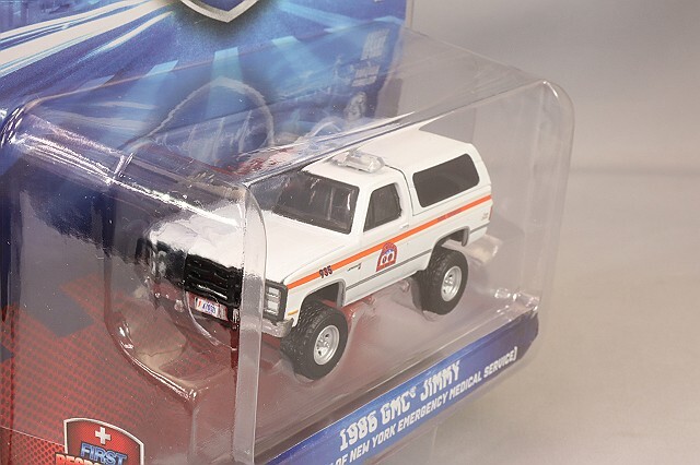 グリーンライト '87 GMC ジミー リフテッド 紺／白 グリーンライト '87 GMC ジミー リフテッド 紺／白 1987 GMC