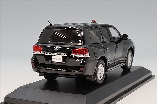 トヨタ ランドクルーザー URJ202 VIPガード警察車両 1/43 トヨタ ランドクルーザー (URJ202) 2010 警察本部警備部