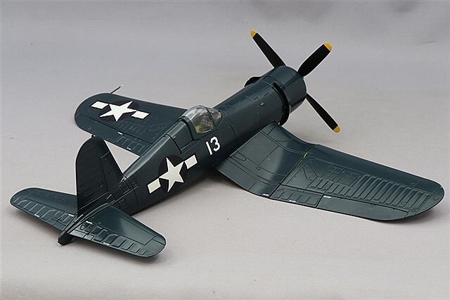 ホビーマスター 1/48 F4U-1A コルセア ブラックシープ ホワイト86 F4U-1A Corsair White 86 VMF-214 Black Sheep, Major Gregory