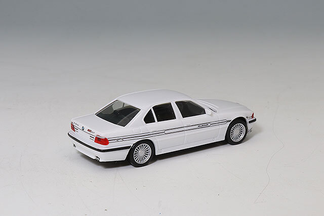 ヘルパ 1/87 BMW アルピナ B12 5.7 (E38) ホワイト