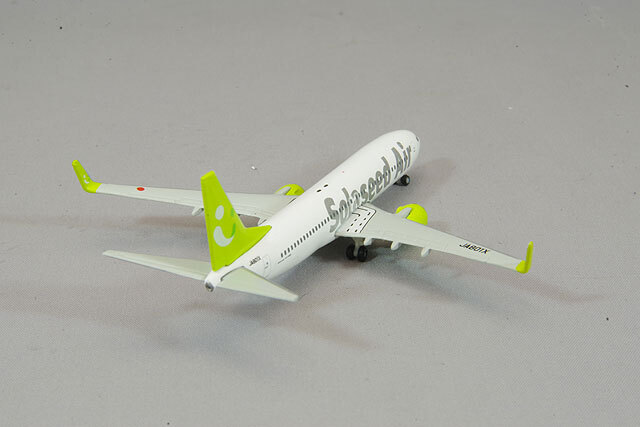 ヘルパ 1/500 ボーイング 737-800 ソラシドエア JA801X