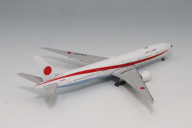 ヘルパ 1/500 ボーイング 777-300ER 日本国政府専用機 80-1112