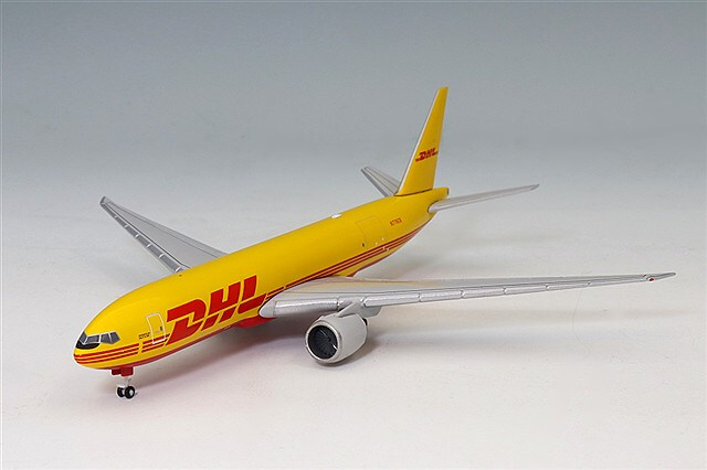 ヘルパ 1/500 ボーイング 777F DHLアビエーション N776CK