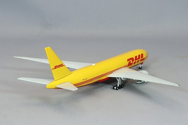 ヘルパ 1/500 ボーイング 777F DHLアビエーション D-AALT