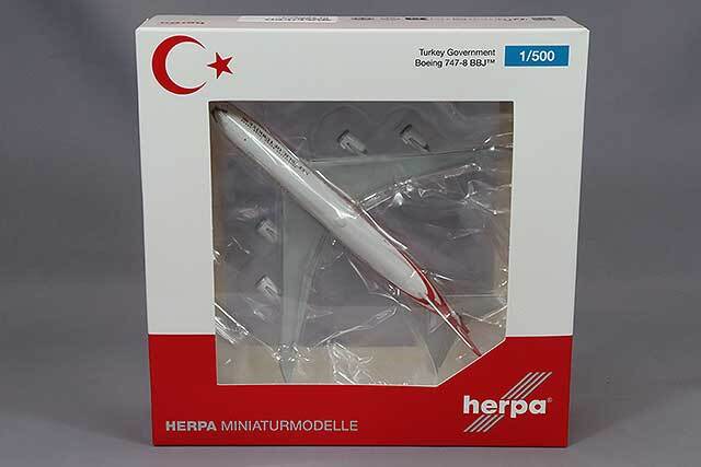 ミニカー　1/500 747-8 BBJ トルコ政府専用機 TC-TRK [HE537520] ヘルパ 1/500 ボーイング 747-8 BBJ トルコ政府専用機 TC-TRK