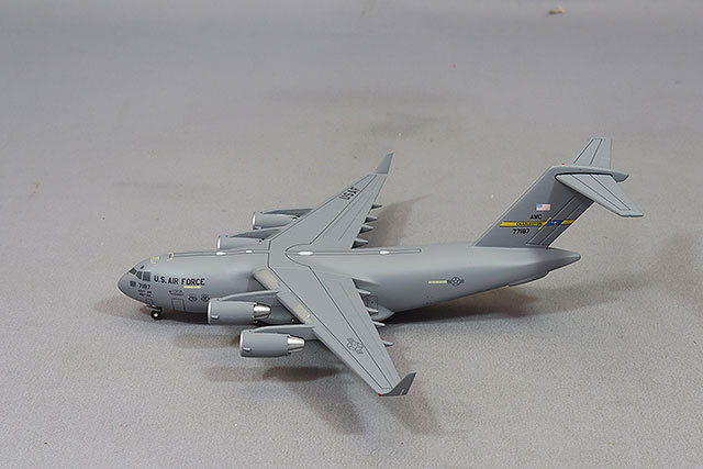 ヘルパ 1/500 C-17A グローブマスターIII アメリカ空軍 第437空輸航空