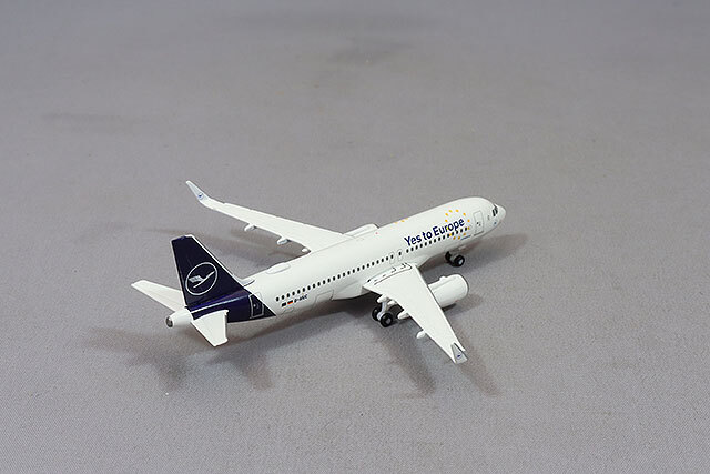 ヘルパウィングス 1/500 エアバス A320 ルフトハンザ航空 