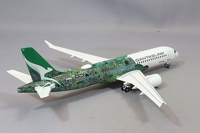 ヘルパ 1/200 エアバス A220-300 カンタスリンク Flying Art