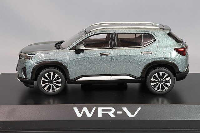 ホビージャパン 1/43 ホンダ WR-V メテオロイドグレーメタリック