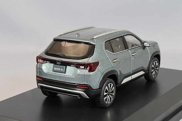 ホビージャパン 1/43 ホンダ WR-V メテオロイドグレーメタリック