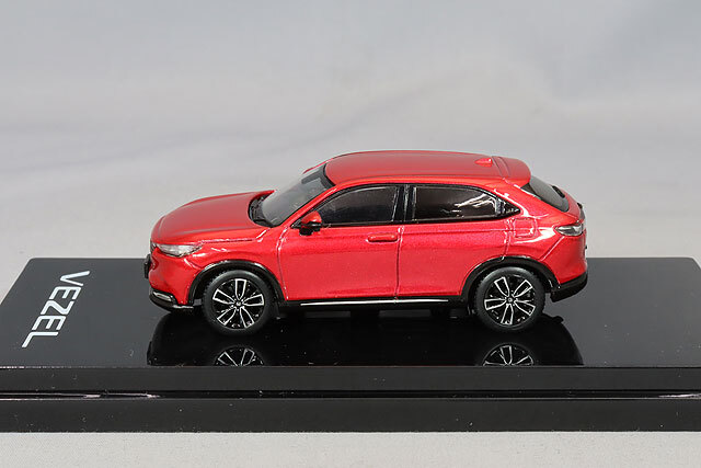 ホビージャパン 1/43 ホンダ ヴェゼル(レッド) ホビージャパン 1/43 ホンダ ヴェゼル e:HEV Z プレミアム