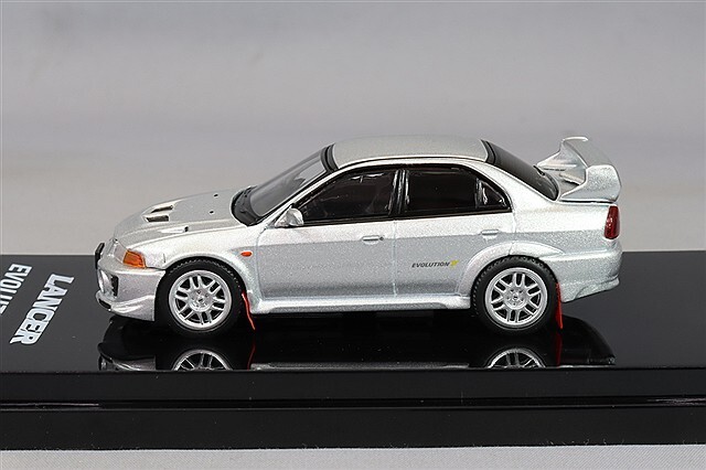 ホビージャパン 1/64 三菱 ランサー GSR エボリューションV