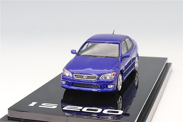 ホビージャパン 1/64 レクサス IS 200 (E10) 1999 ブルー