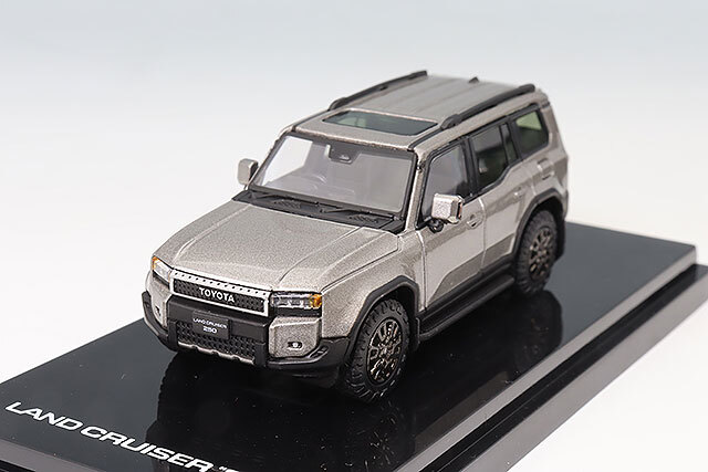 ホビージャパン 1/64 トヨタ ランドクルーザー 250 VX ガソリン車 右
