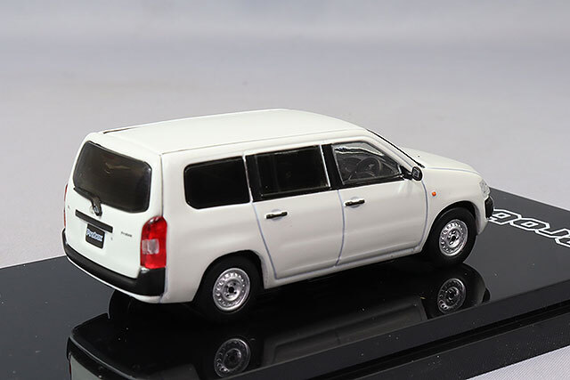 ホビージャパン 1/64 トヨタ プロボックス GL ホワイト