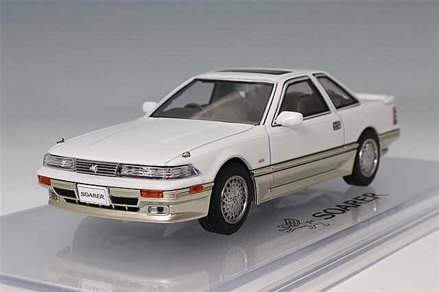 ホビージャパン 1/43 トヨタ ソアラ 3000 ツインカム 24 GT-リミテッド