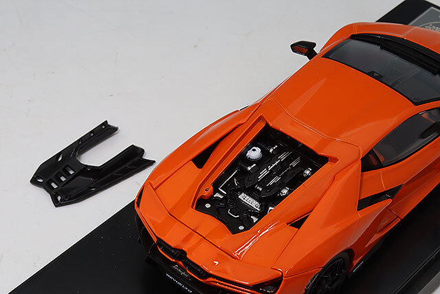 ランボルギーニ レヴエルト オーナーズマニュアルセット 戦闘機からインスピレーション！ランボルギーニ「レヴエルト」用